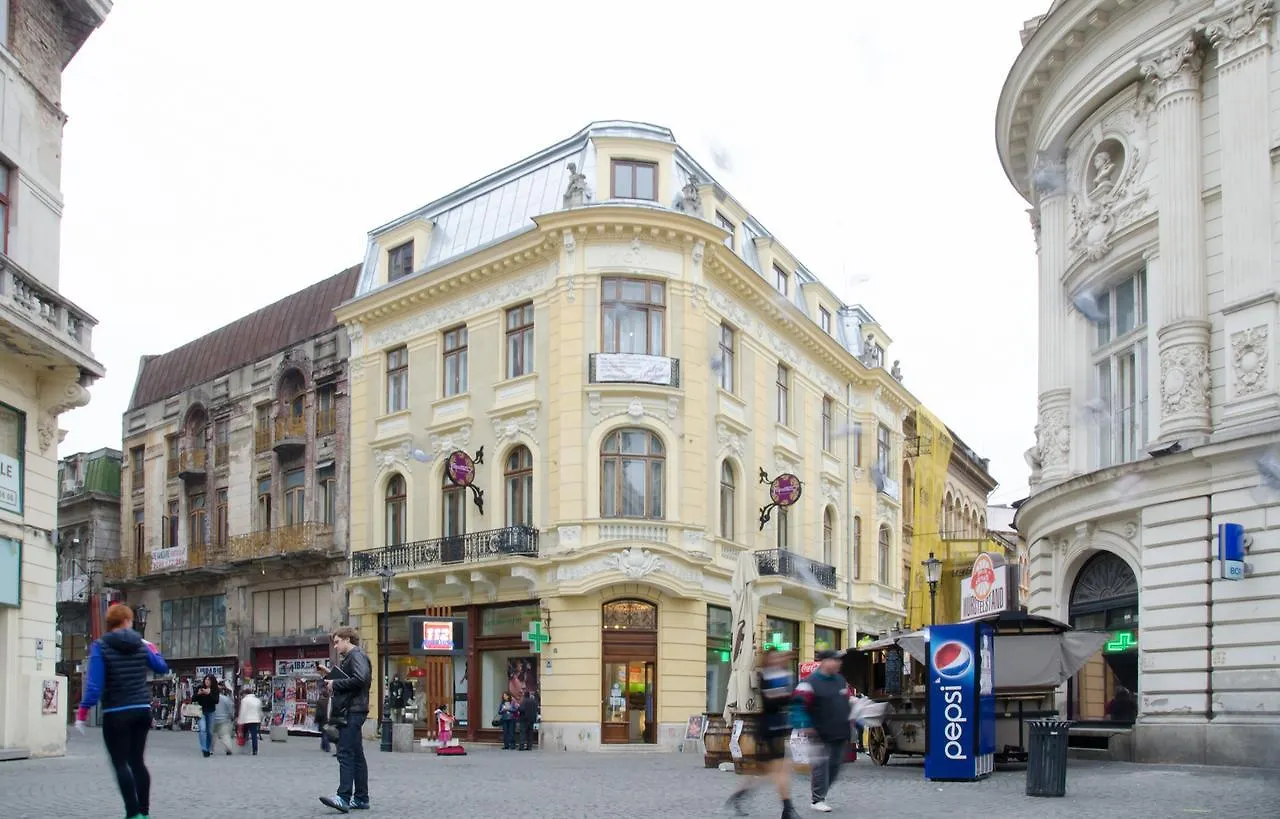Pura Vida Hub Hostel Bucharest Romania