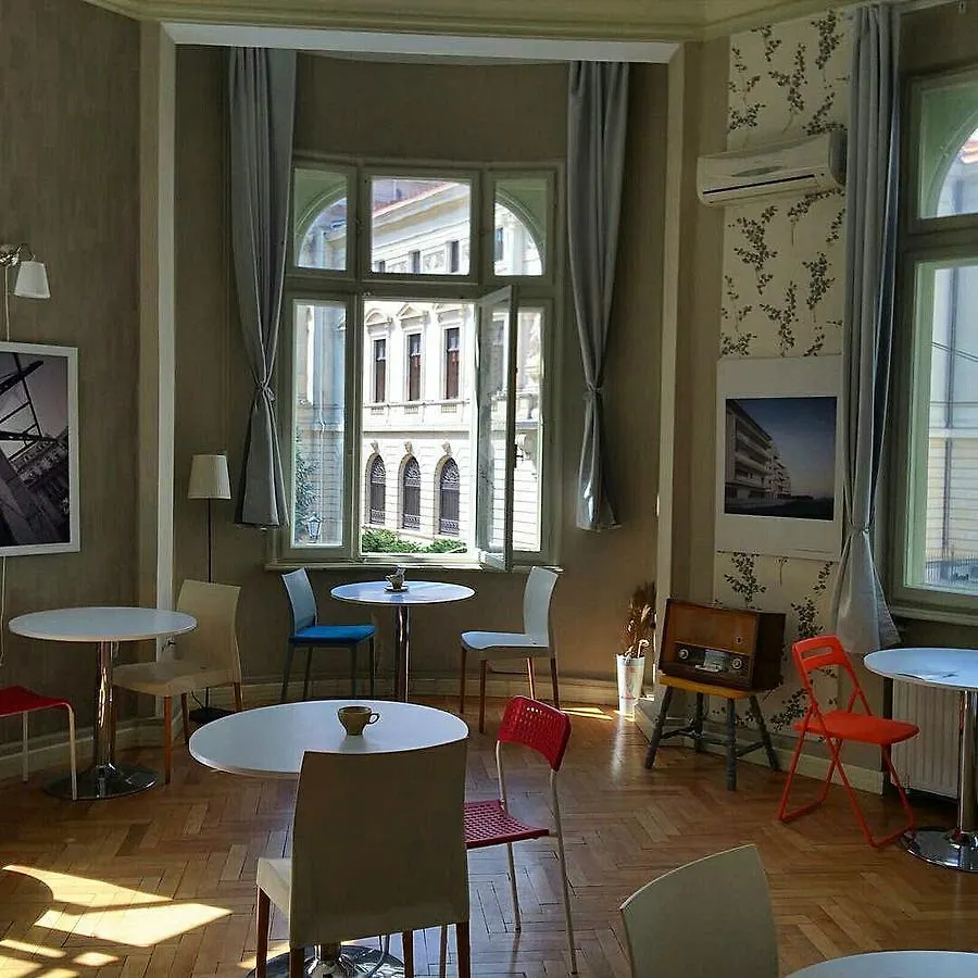 Pura Vida Hub Hostel Bucharest 0*,  Romania